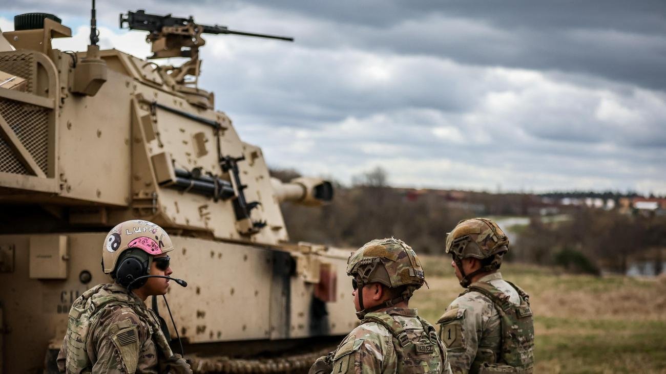 NATO: New US defense budget protects military presence in Europe